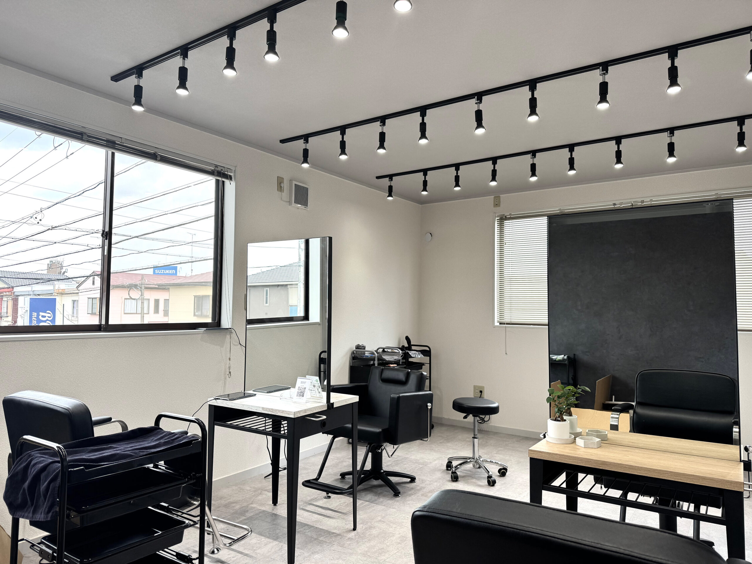 店内 | BOOST men's hair salon | 浜松市の本格派メンズヘアサロン