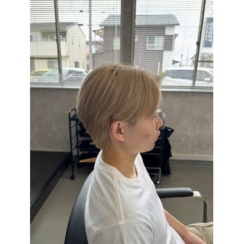 夏は明るめヘアカラーのオーダーが増えます! | 浜松市の本格派メンズヘアサロン