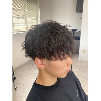 ツイストスパイラルパーマ | 浜松市の本格派メンズヘアサロン