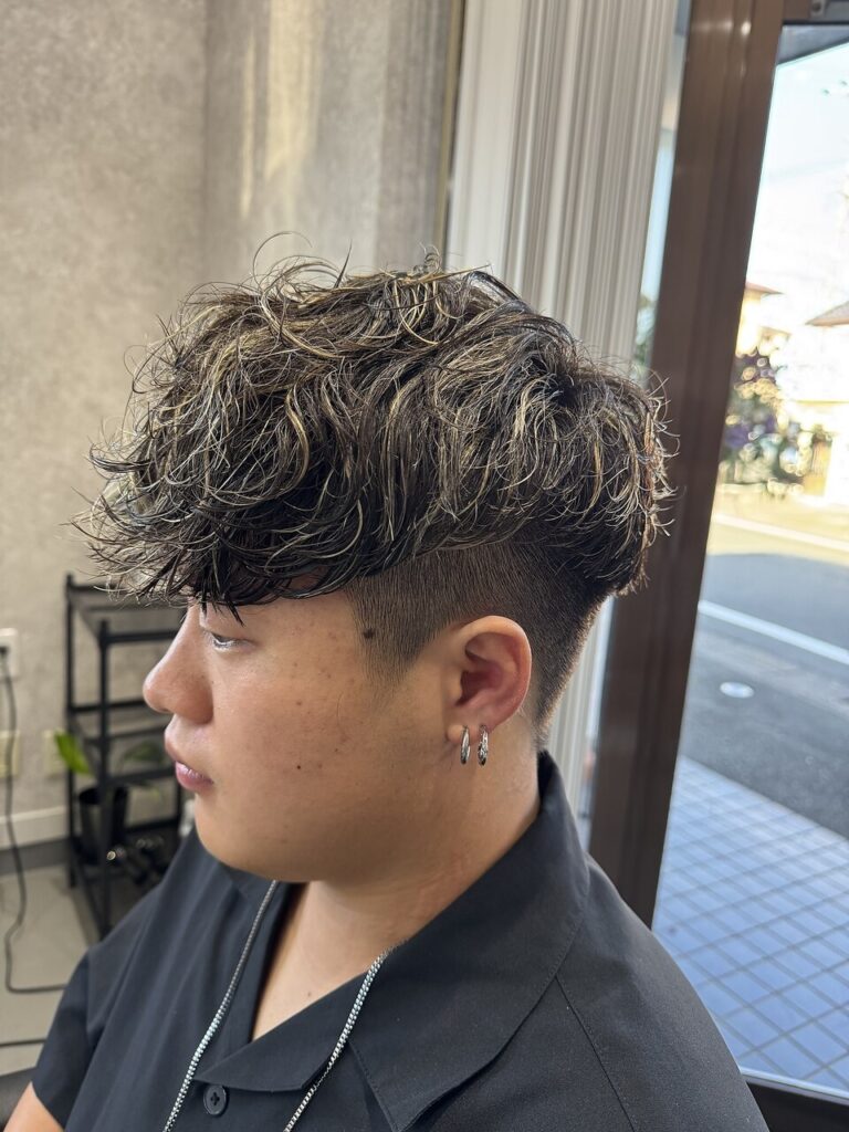 海外風スペインカールorメッシュ | BOOST men's hair salon | 浜松市の本格派メンズヘアサロン| BOOST men's hair salon | 浜松市の本格派メンズヘアサロン